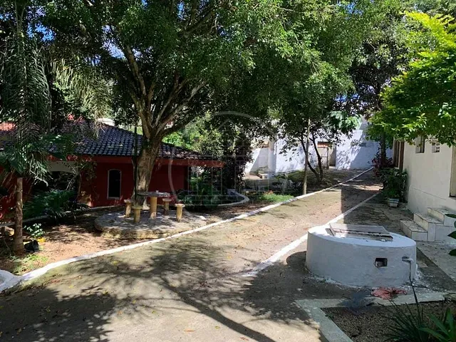 Casa com 2536m² 3 quartos e 3 banheiros, à venda, no bairro Jardim Shangrilá (Zona Sul) em São Paulo