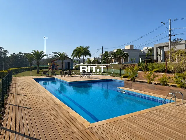 Casa com 165m² 3 quartos e 4 banheiros, para alugar, no bairro Pinheiro em Valinhos