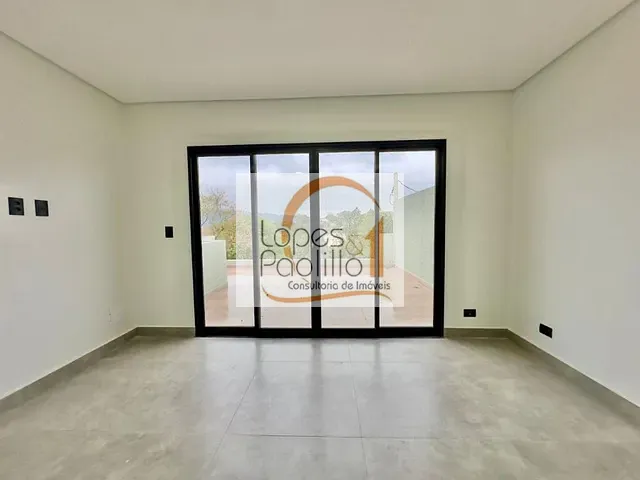 Casa com 150m² 3 quartos e 2 banheiros, à venda, no bairro Jardim dos Pinheiros em Atibaia