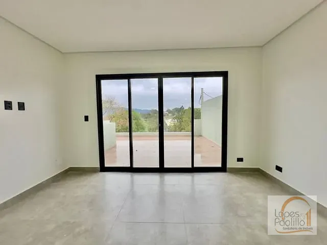 Casa com 150m² 3 quartos e 2 banheiros, à venda, no bairro Jardim dos Pinheiros em Atibaia