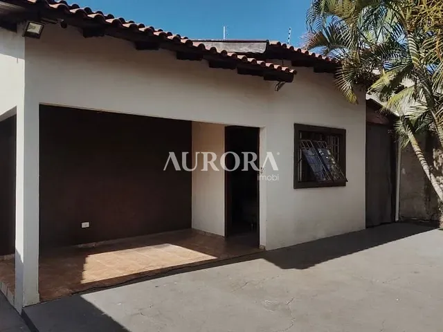 Casa com 250m² 2 quartos e 1 banheiro, à venda, no bairro Indusville em Londrina