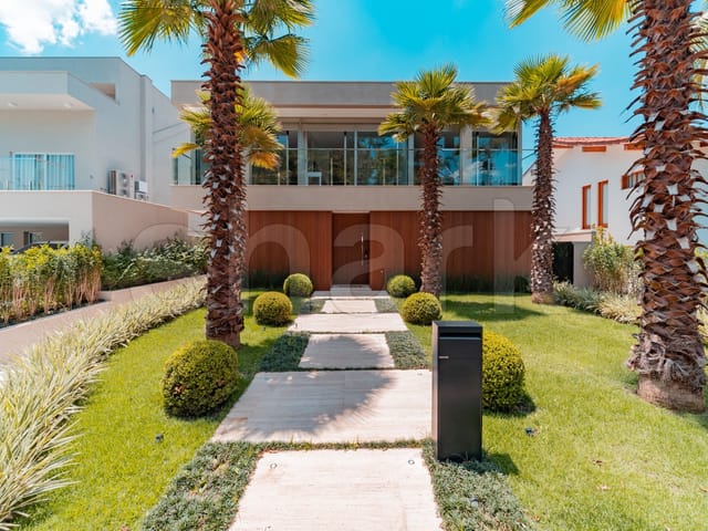 Casa com 850m² 5 quartos e 8 banheiros, à venda, no bairro Alphaville Residencial Dois em Barueri
