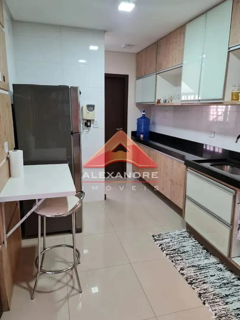 Casa, 3 quartos, 155 m² - Foto 2