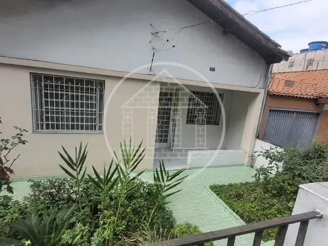 Casa com 300m² 2 quartos e 1 banheiro, à venda, no bairro Jardim Marajoara em São Paulo