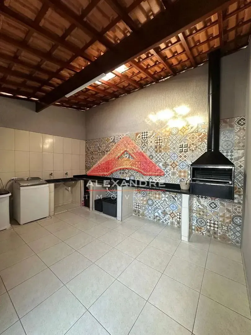 Casa, 2 quartos, 81 m² - Foto 1