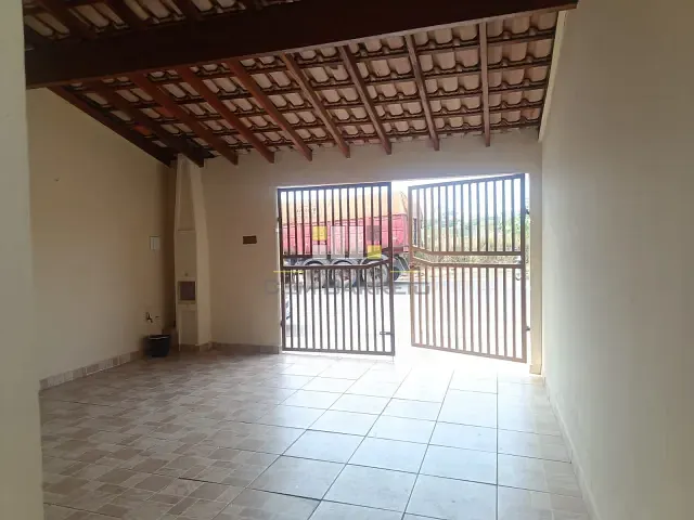 Casa 2 quartos e 1 banheiro, para alugar, no bairro Residencial Bordon em Sumaré