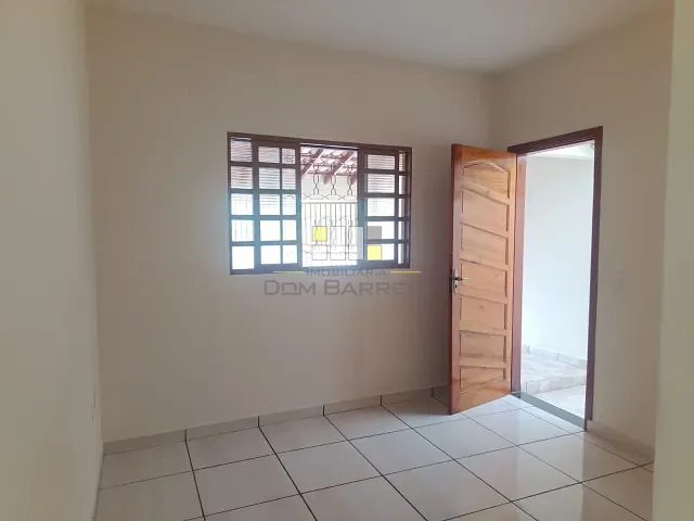Casa 2 quartos e 1 banheiro, para alugar, no bairro Residencial Bordon em Sumaré