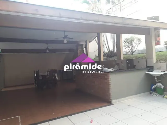 Casa com 410m² 3 quartos e 3 banheiros, à venda, no bairro Jardim Esplanada em São José dos Campos