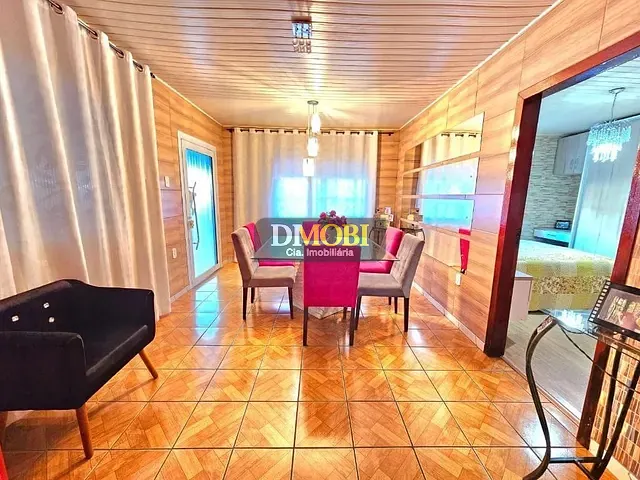 Casa com 300m² 3 quartos e 2 banheiros, à venda, no bairro Cruzeiro em Gravataí