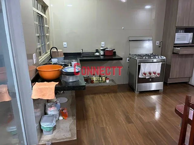 Casa com 250m² 3 quartos e 2 banheiros, à venda, no bairro Parque dos Lagos em Ribeirão Preto