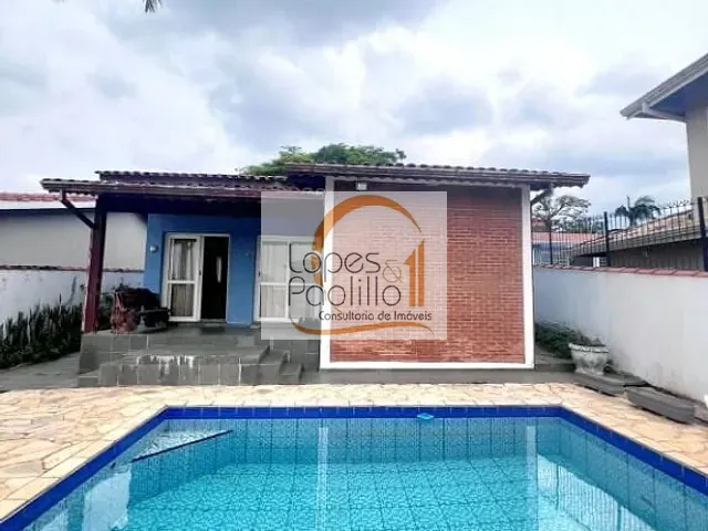 Casa com 360m² 4 quartos e 2 banheiros, à venda, no bairro Jardim dos Pinheiros em Atibaia