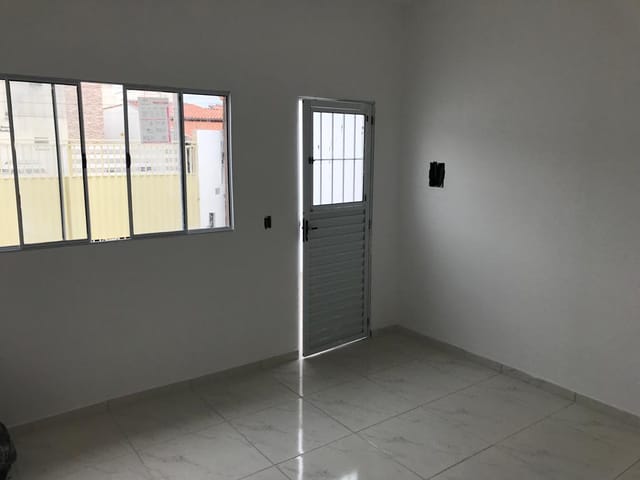 Casa com 125m² 2 quartos e 1 banheiro, à venda, no bairro Residencial Pasin em Pindamonhangaba