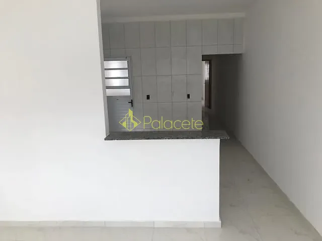 Casa com 125m² 2 quartos e 1 banheiro, à venda, no bairro Residencial Pasin em Pindamonhangaba