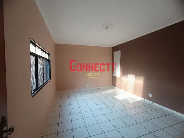 Casa com 210m² 3 quartos e 2 banheiros, à venda, no bairro Geraldo Correia de Carvalho em Ribeirão Preto