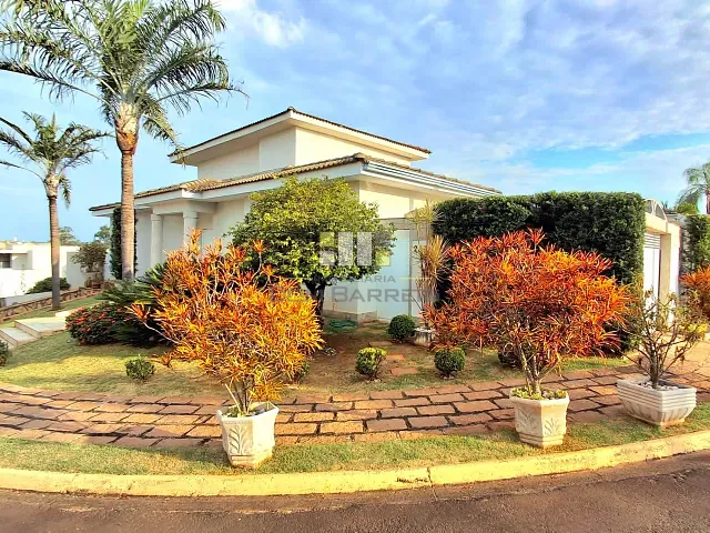 Casa com 524m² 4 quartos e 6 banheiros, à venda, no bairro Residencial Portal do Lago em Sumaré