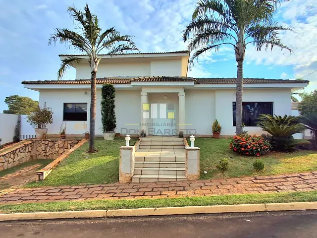 Casa com 524m² 4 quartos e 6 banheiros, à venda, no bairro Residencial Portal do Lago em Sumaré
