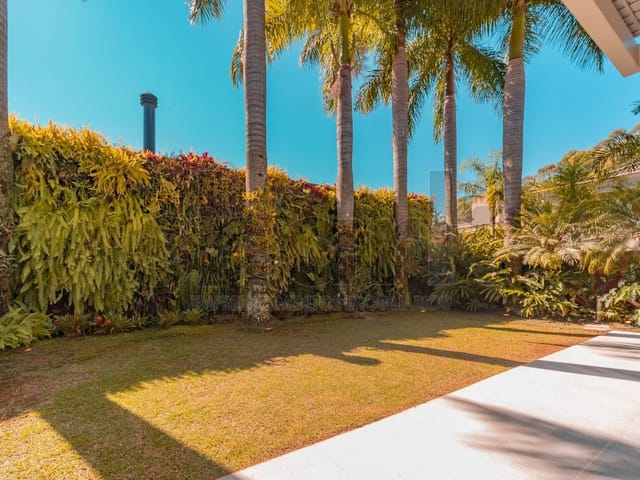 Casa com 680m² 4 quartos e 5 banheiros, à venda, no bairro Tamboré em Santana de Parnaíba