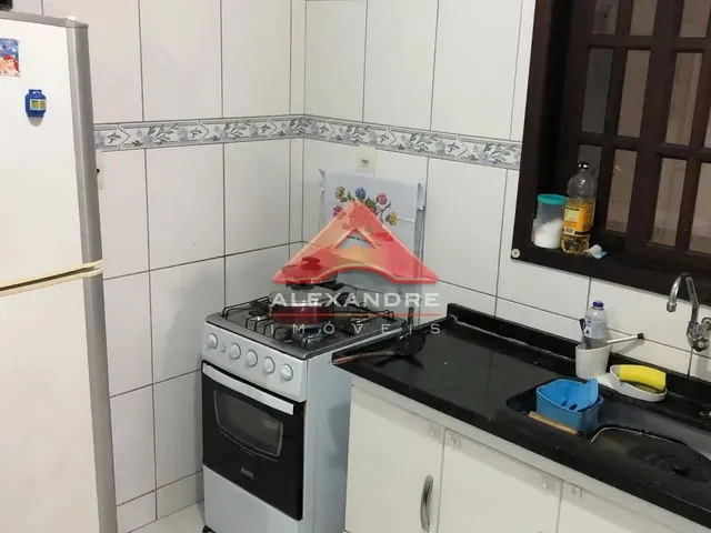 Casa com 225m² 3 quartos e 1 banheiro, à venda, no bairro Residencial Armando Moreira Righi em São José Dos Campos