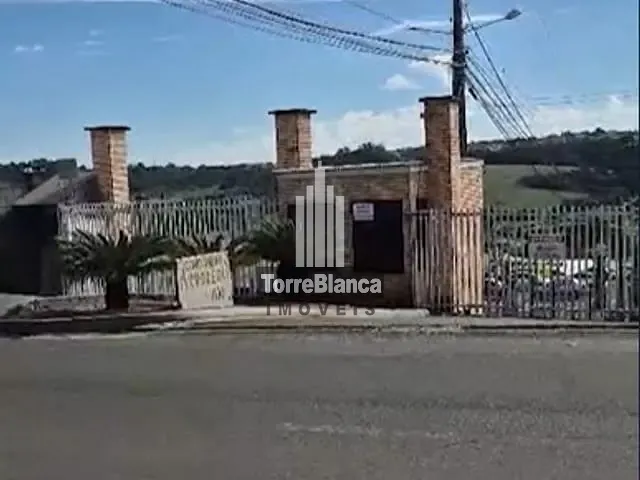 Casa 3 quartos e 1 banheiro, à venda, no bairro Ronda em Ponta Grossa