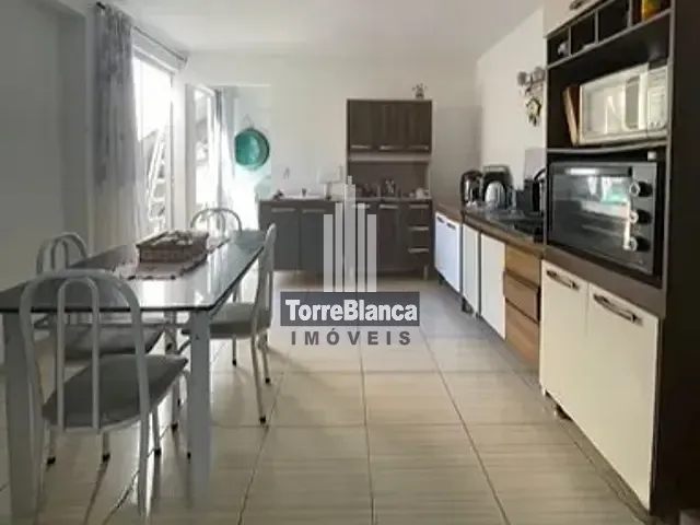 Casa 3 quartos e 1 banheiro, à venda, no bairro Ronda em Ponta Grossa
