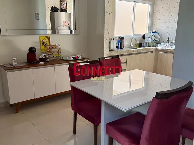 Casa 2 quartos e 2 banheiros, à venda, no bairro Presidente Dutra em Ribeirão Preto