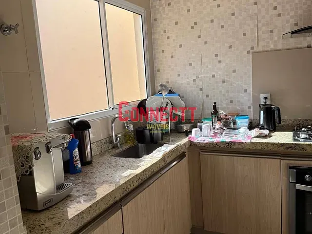 Casa 2 quartos e 2 banheiros, à venda, no bairro Presidente Dutra em Ribeirão Preto
