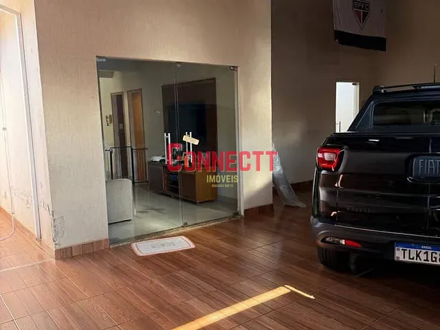 Casa 2 quartos e 2 banheiros, à venda, no bairro Presidente Dutra em Ribeirão Preto
