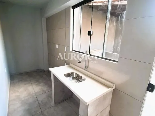 Casa com 70m² 2 quartos e 1 banheiro, para alugar, no bairro Pacaembu em Londrina