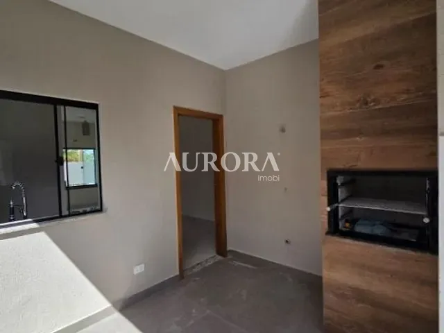 Casa com 200m² 3 quartos e 2 banheiros, à venda, no bairro C. H. Guilherme de Abreu Pires em Londrina