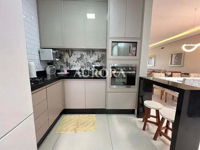 Casa com 191m² 4 quartos e 4 banheiros, à venda, no bairro Palhano 2 em Londrina