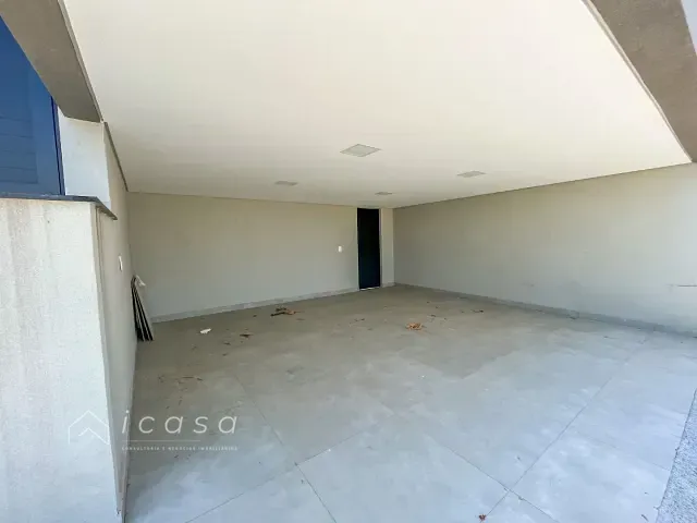 Casa com 360m² 3 quartos e 4 banheiros, à venda, no bairro Loteamento Verana em São José dos Campos