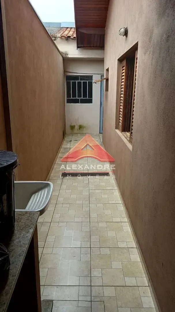 Casa, 3 quartos, 252 m² - Foto 8