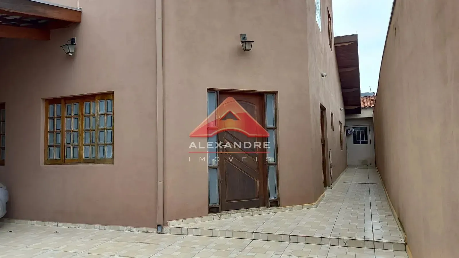 Casa, 3 quartos, 252 m² - Foto 4