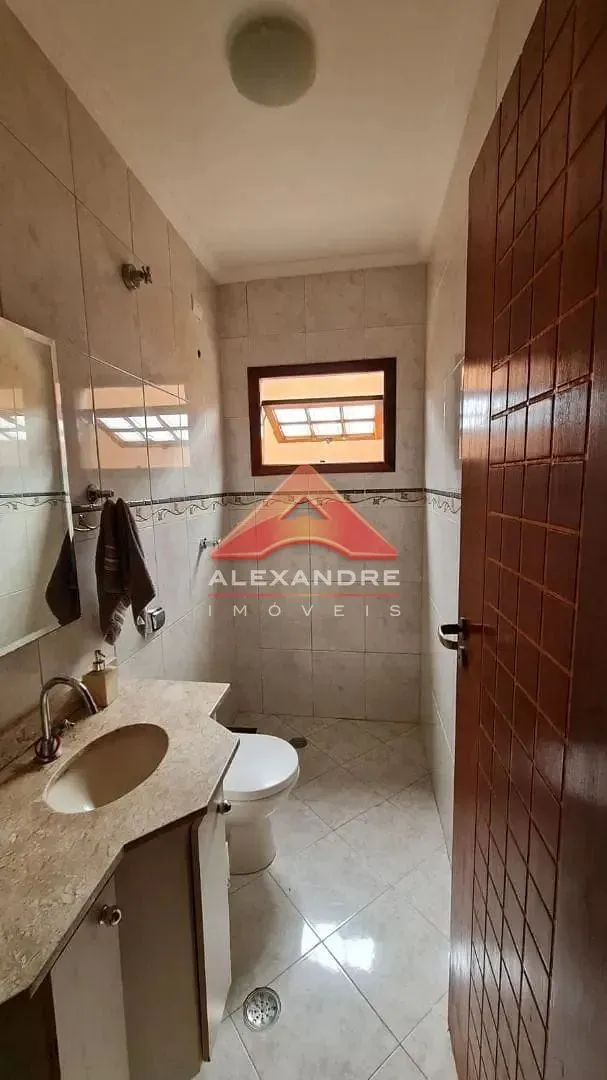 Casa, 3 quartos, 252 m² - Foto 21
