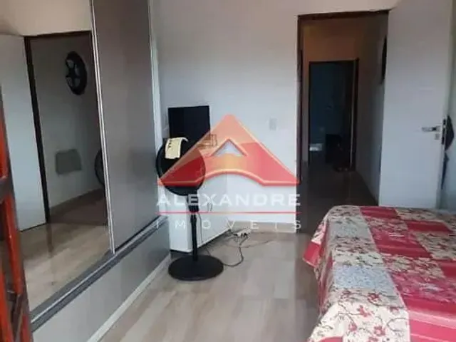 Casa com 162m² 3 quartos e 2 banheiros, à venda, no bairro Vila Ester em São José Dos Campos