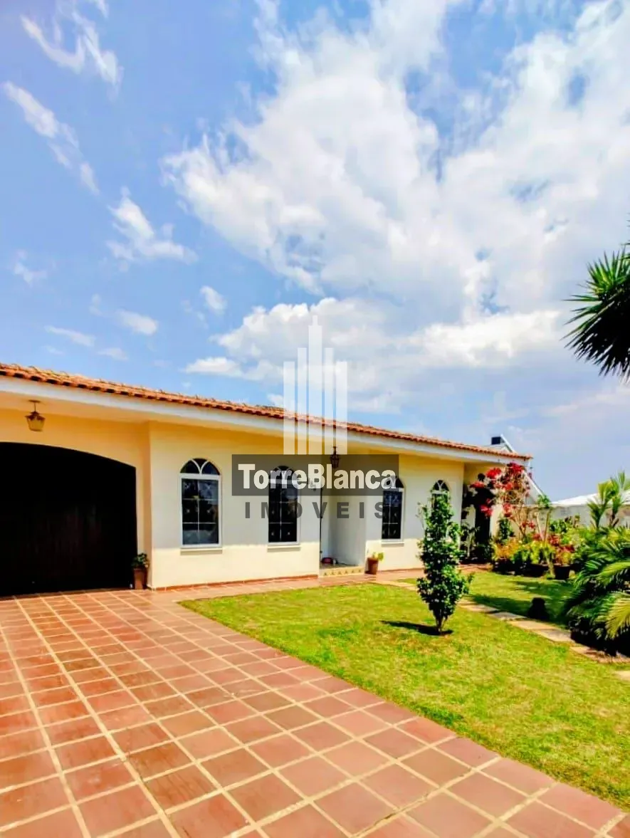 Casa, 3 quartos, 246 m² - Foto 2