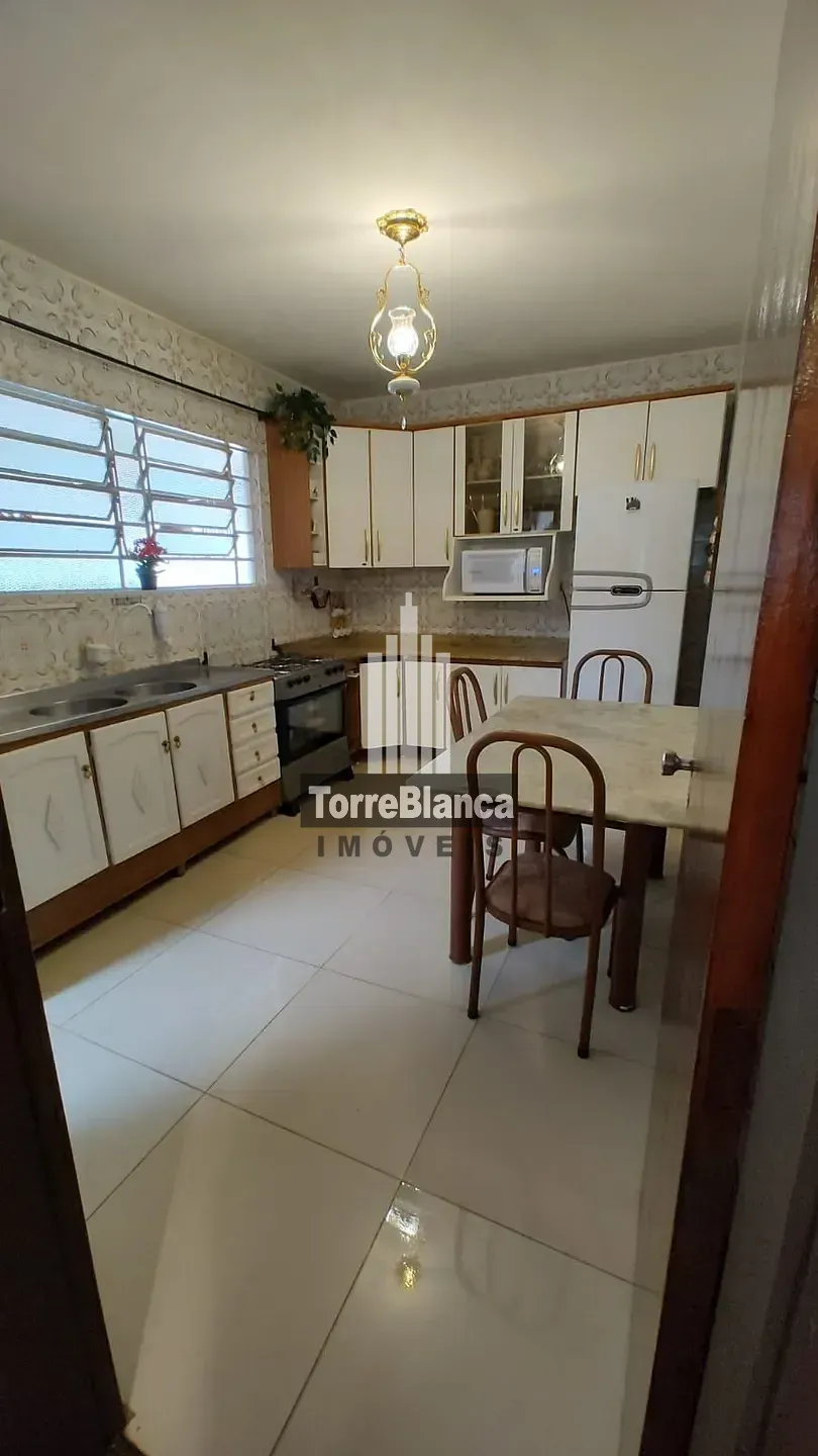 Casa, 3 quartos, 246 m² - Foto 7