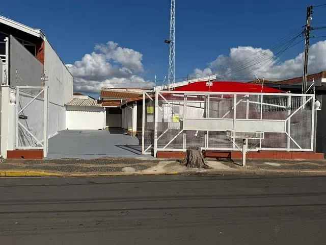 Casa com 250m² 2 quartos e 1 banheiro, para alugar, no bairro Vila Miranda em Sumaré
