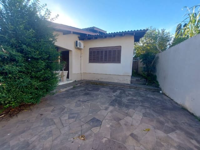 Foto do Casa - Casa com 3 dormitórios para alugar, 179 m² por R$ 4.125,00/mês - Centro - Gravataí/RS | Dimobi Cia Imobiliária