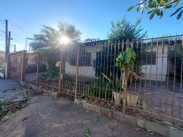 Foto do Casa - Casa com 3 dormitórios para alugar, 179 m² por R$ 4.125,00/mês - Centro - Gravataí/RS | Dimobi Cia Imobiliária