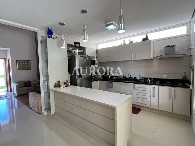 Casa com 391m² 3 quartos e 5 banheiros, à venda, no bairro Terra Bonita em Londrina