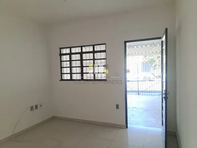 Casa 1 quarto e 1 banheiro, para alugar, no bairro Parque João de Vasconcelos em Sumaré