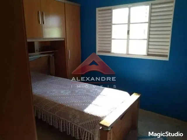 Casa com 250m² 3 quartos e 1 banheiro, à venda, no bairro Bosque dos Eucaliptos em São José dos Campos