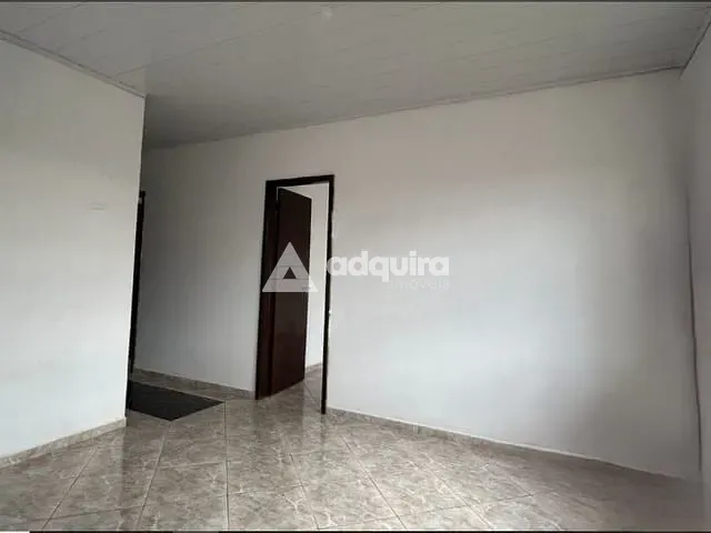 Casa com 462m² 3 quartos e 1 banheiro, à venda, no bairro Orfãs em Ponta Grossa