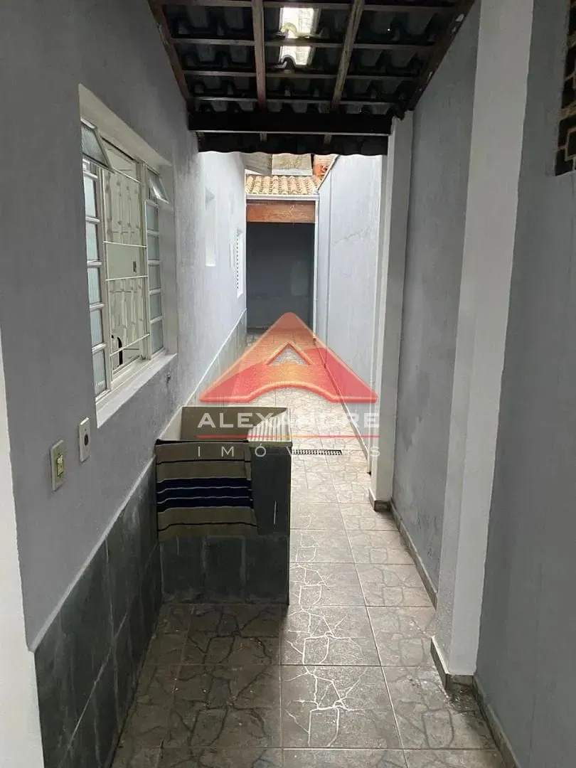 Casa, 1 quarto, 61 m² - Foto 1