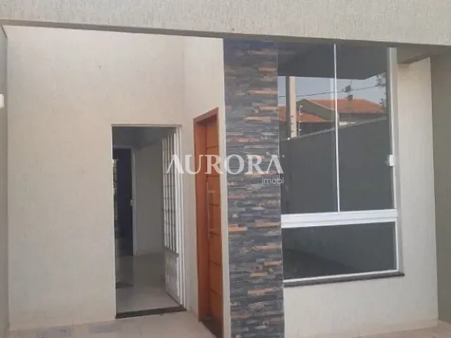 Casa com 125m² 3 quartos e 2 banheiros, à venda, no bairro Operária em Londrina