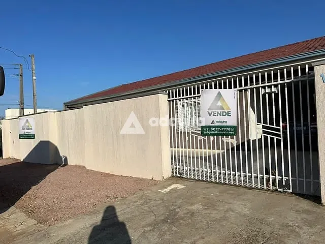 Casa com 495m² 2 quartos e 3 banheiros, à venda, no bairro Boa Vista em Ponta Grossa