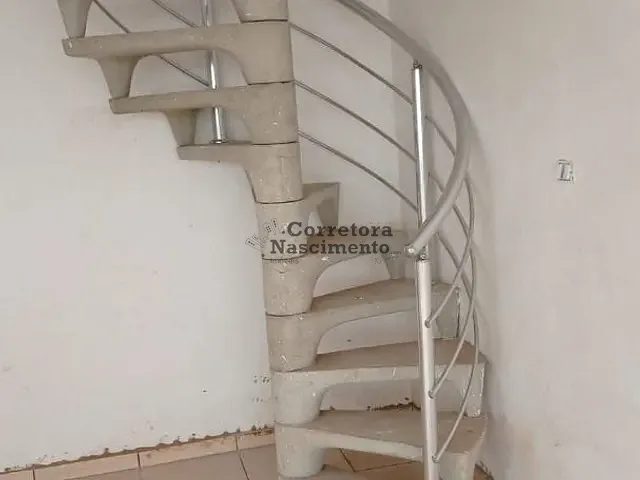 Casa com 175m² 2 quartos e 1 banheiro, à venda, no bairro Cidade Nova Jacareí em Jacareí