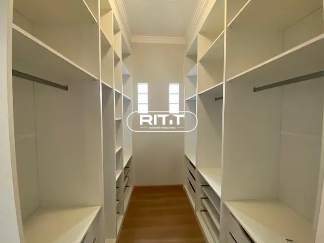 Casa com 458m² 4 quartos e 5 banheiros, à venda, no bairro Swiss Park em Campinas