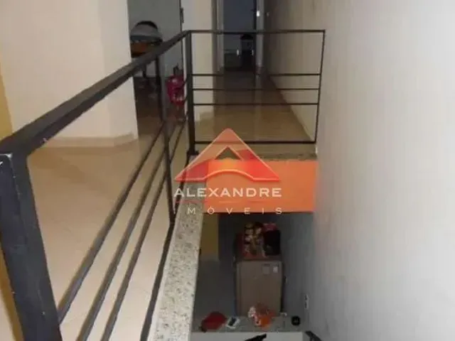 Casa com 125m² 4 quartos e 2 banheiros, à venda, no bairro Residencial Armando Moreira Righi em São José Dos Campos